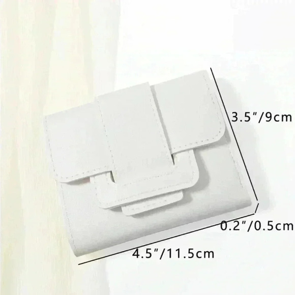 ⚠️Clearance White Tri Fold Wallet / Cardholder - Picture 4 of 4